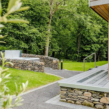 Horse Spout - Uk1409 * Backbarrow